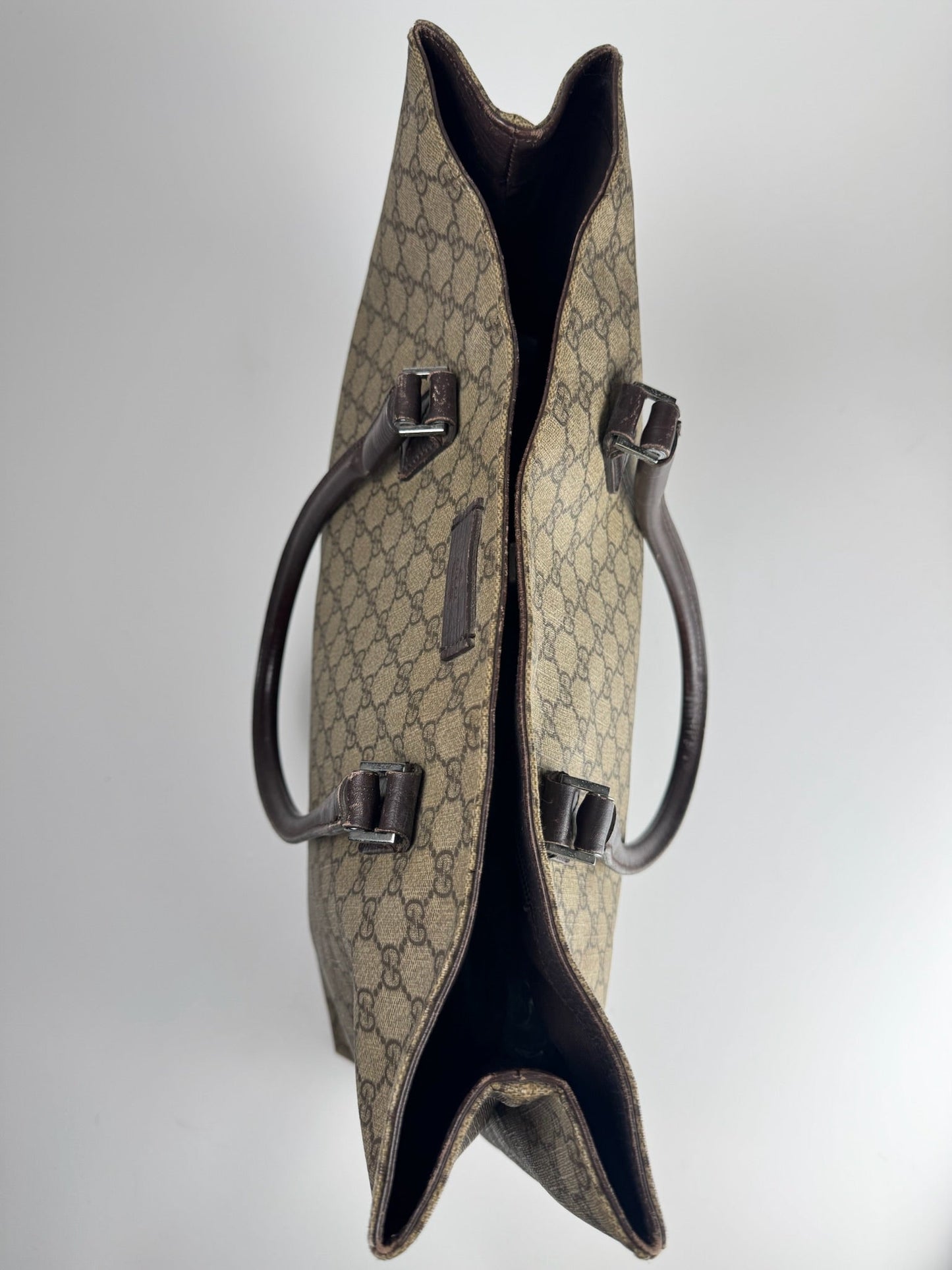 Gucci Supreme Tote - respace.studio