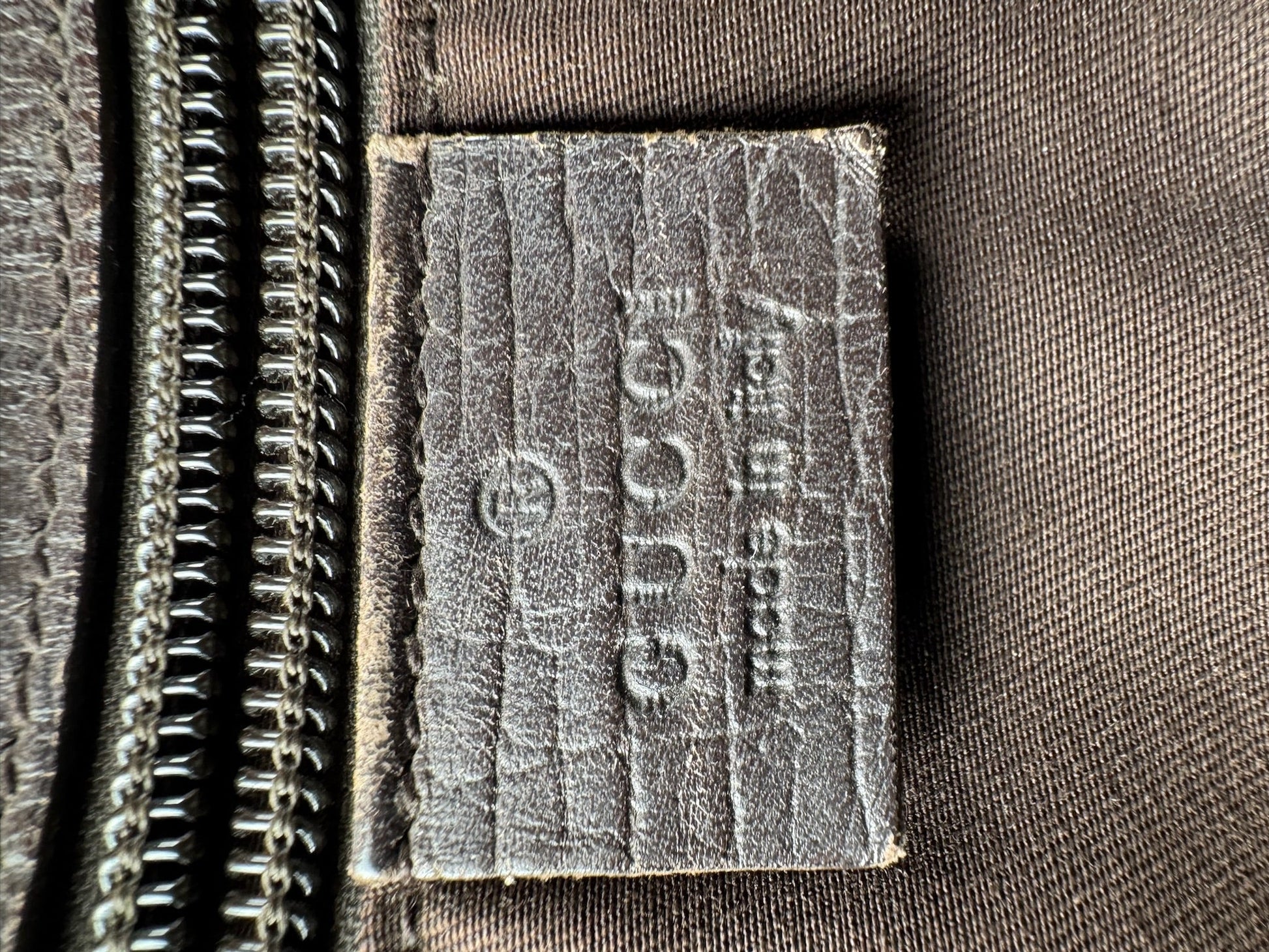 Gucci Supreme Tote - respace.studio
