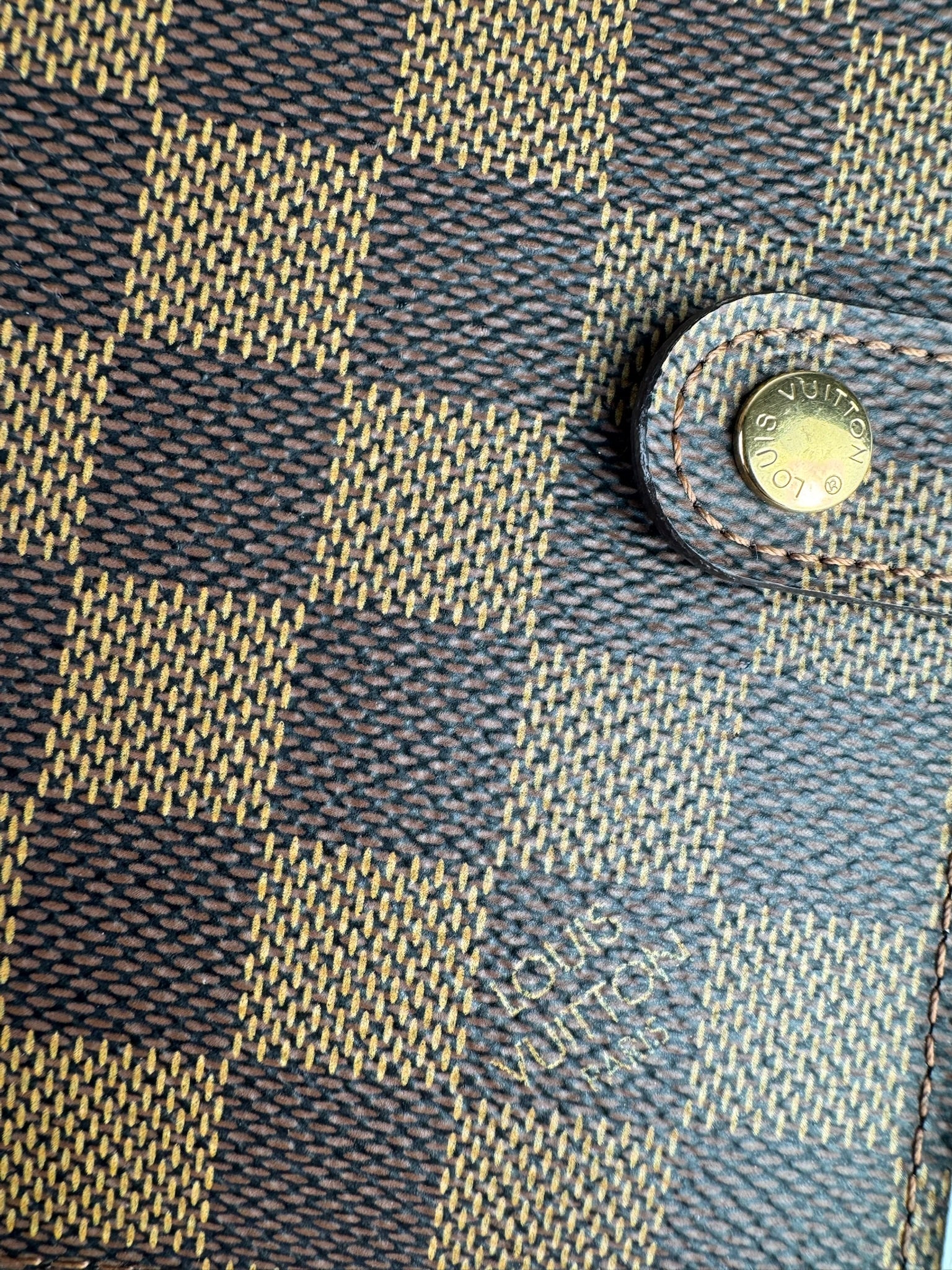 Louis Vuitton Agenda MM - respace.studio