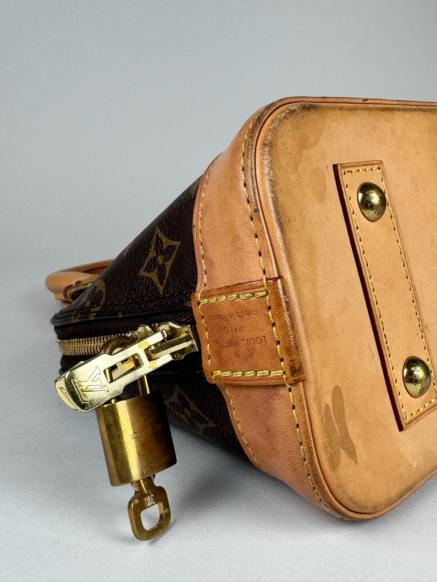Louis Vuitton Alma BB - respace.studio