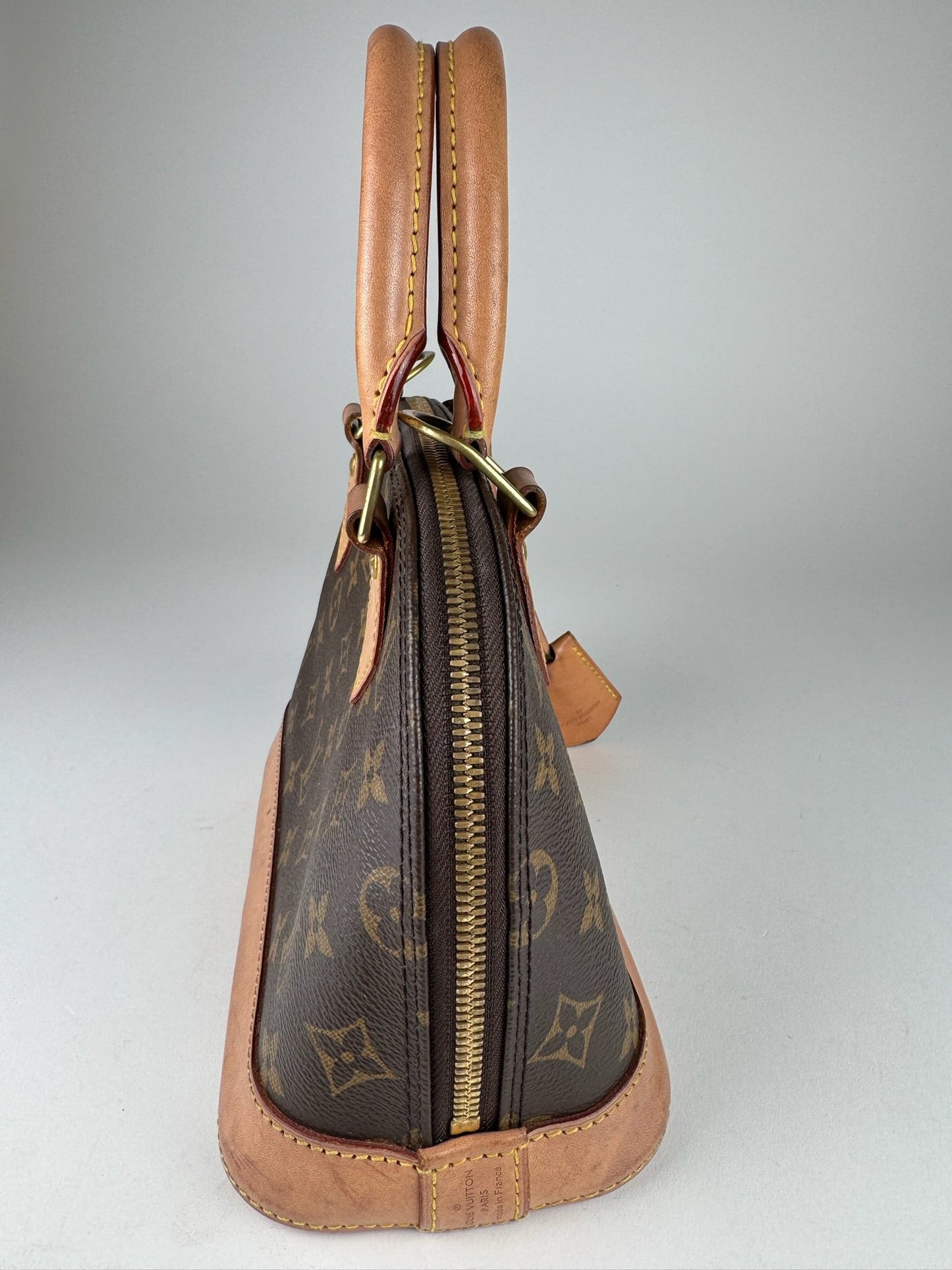 Louis Vuitton Alma BB - respace.studio