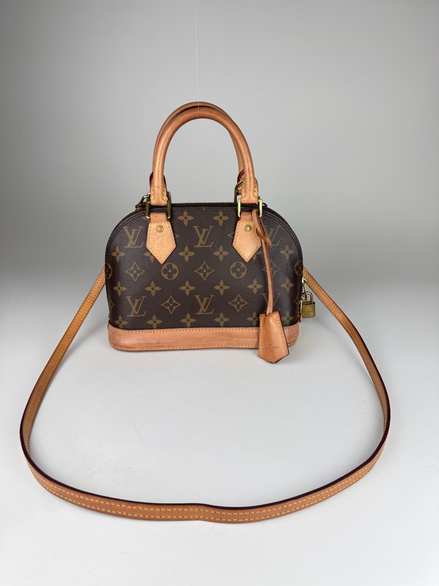 Louis Vuitton Alma BB - respace.studio