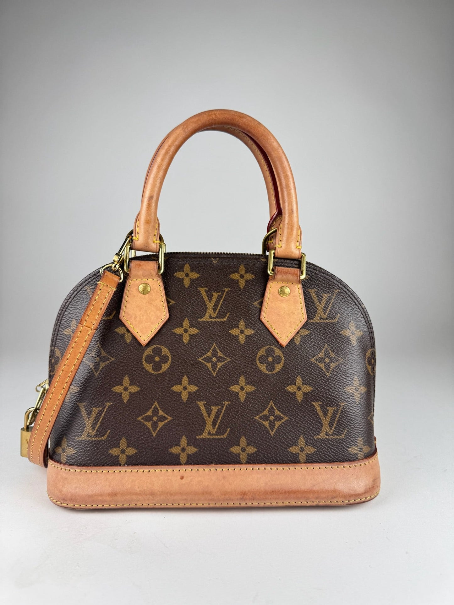 Louis Vuitton Alma BB - respace.studio