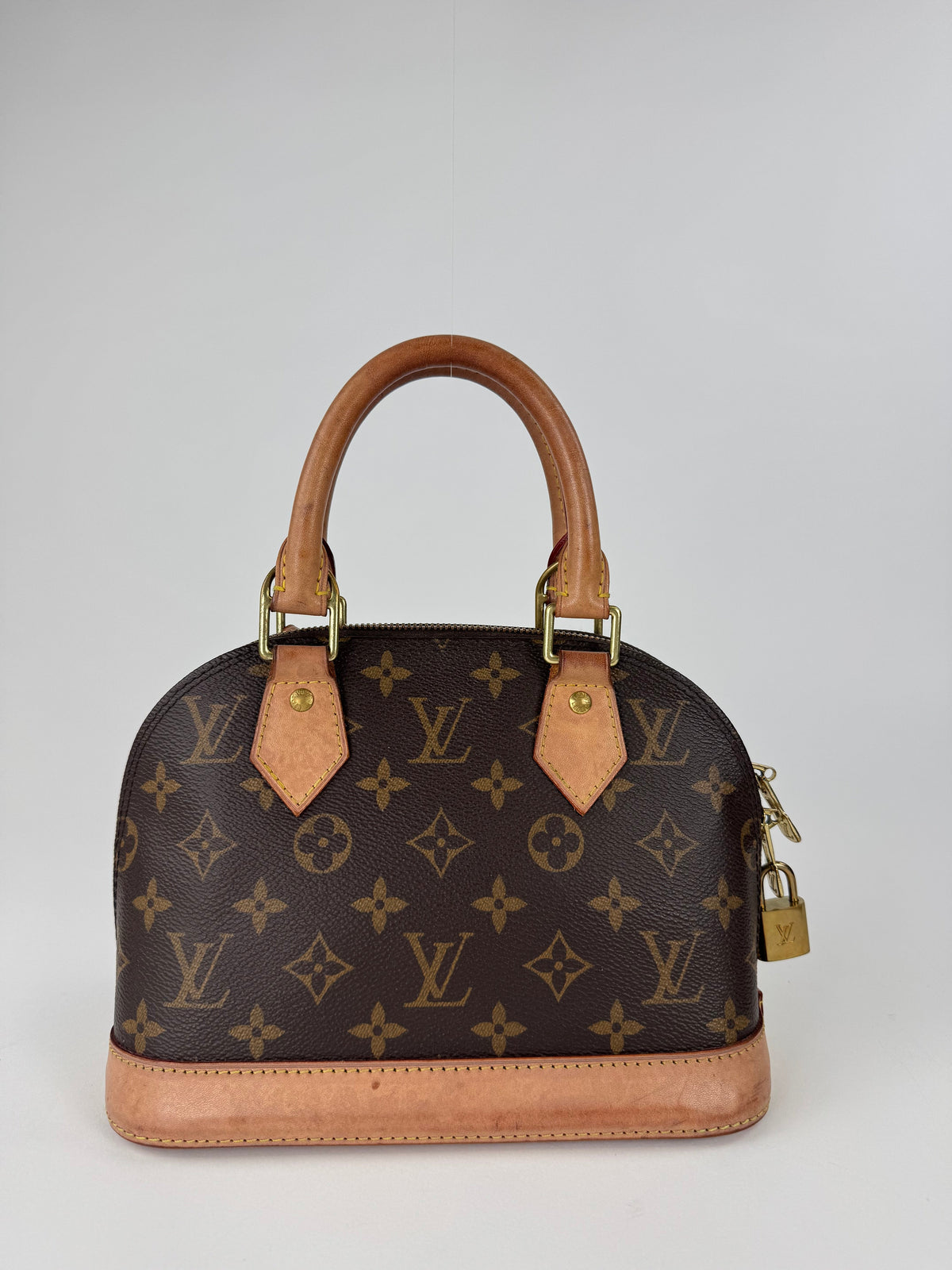 Louis Vuitton Alma BB - respace.studio