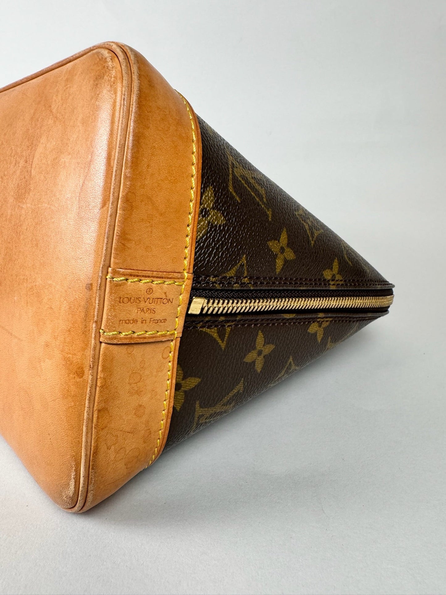Louis Vuitton Alma PM - respace.studio