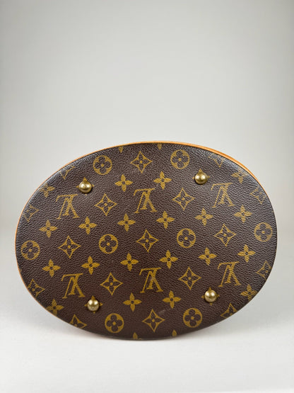 Louis Vuitton Bucket GM - respace.studio