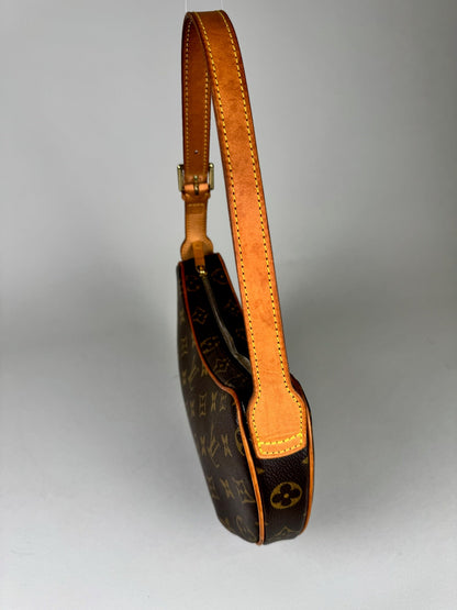 Louis Vuitton Croissant - respace.studio
