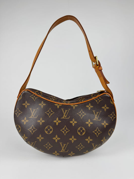 Louis Vuitton Croissant PM - respace.studio
