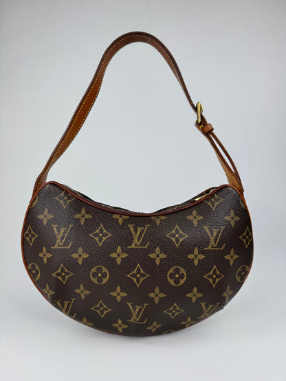 Louis Vuitton Croissant PM - respace.studio