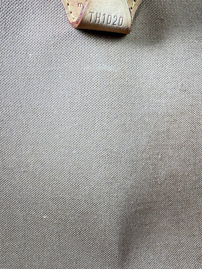 Louis Vuitton Ellipse MM - respace.studio