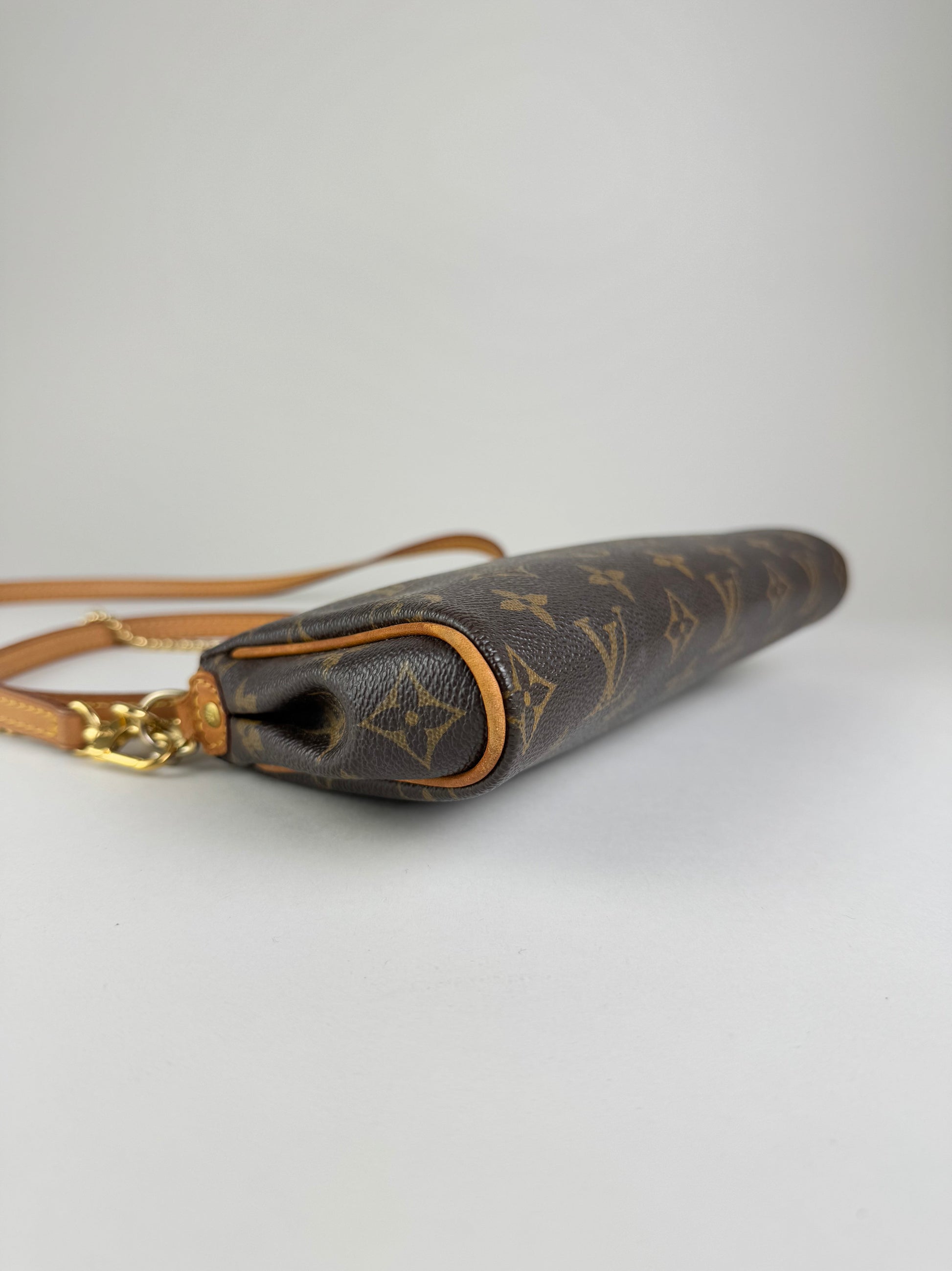 Louis Vuitton Eva 2way - respace.studio