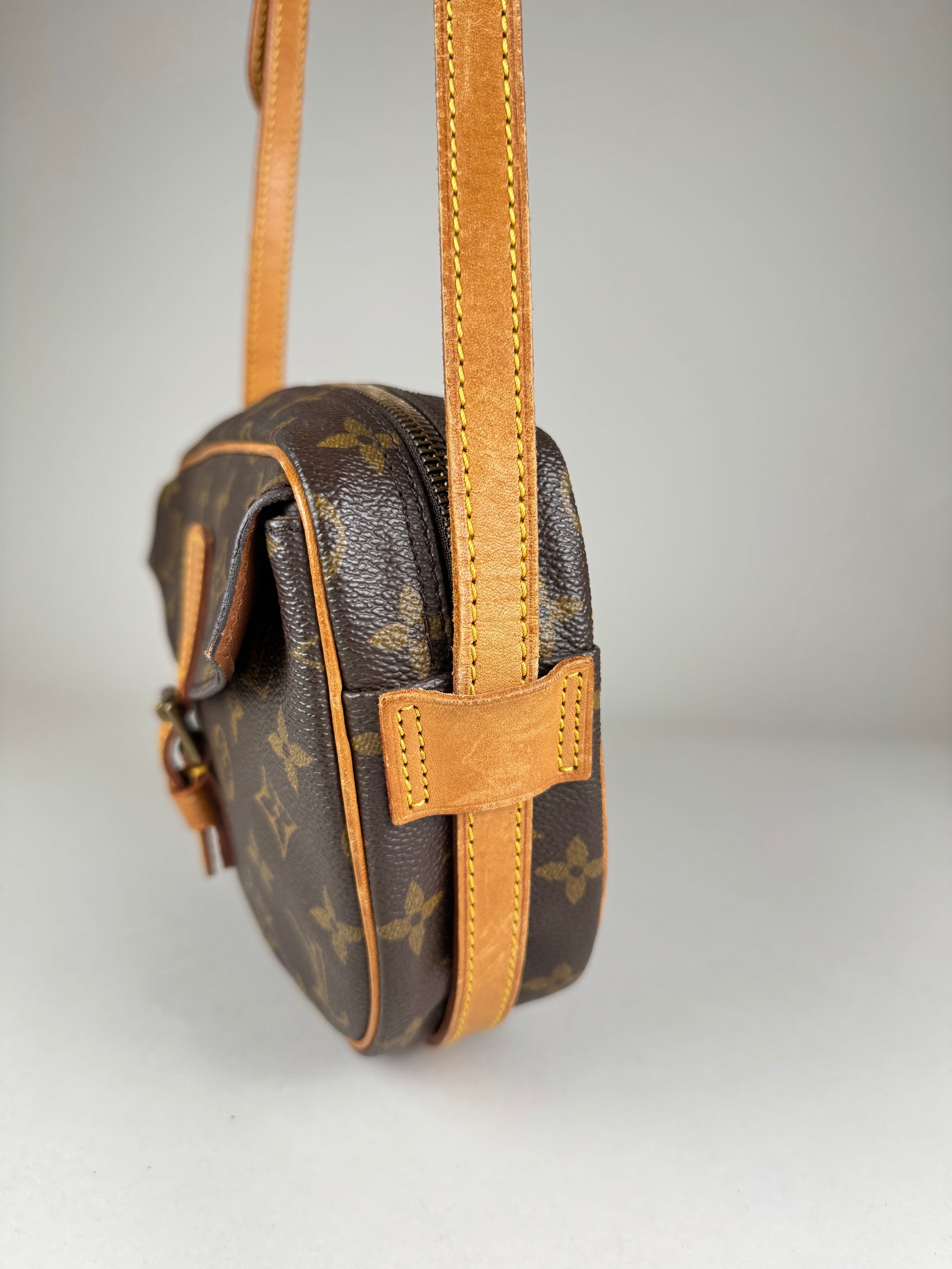 Louis Vuitton Jeune Fille PM - respace.studio