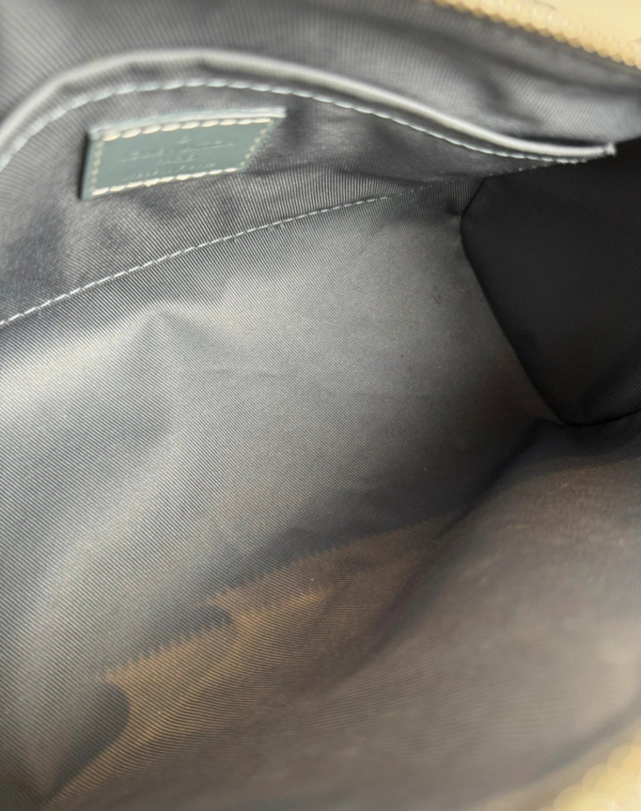 Louis Vuitton Keepall 25 Bandouliere - respace.studio