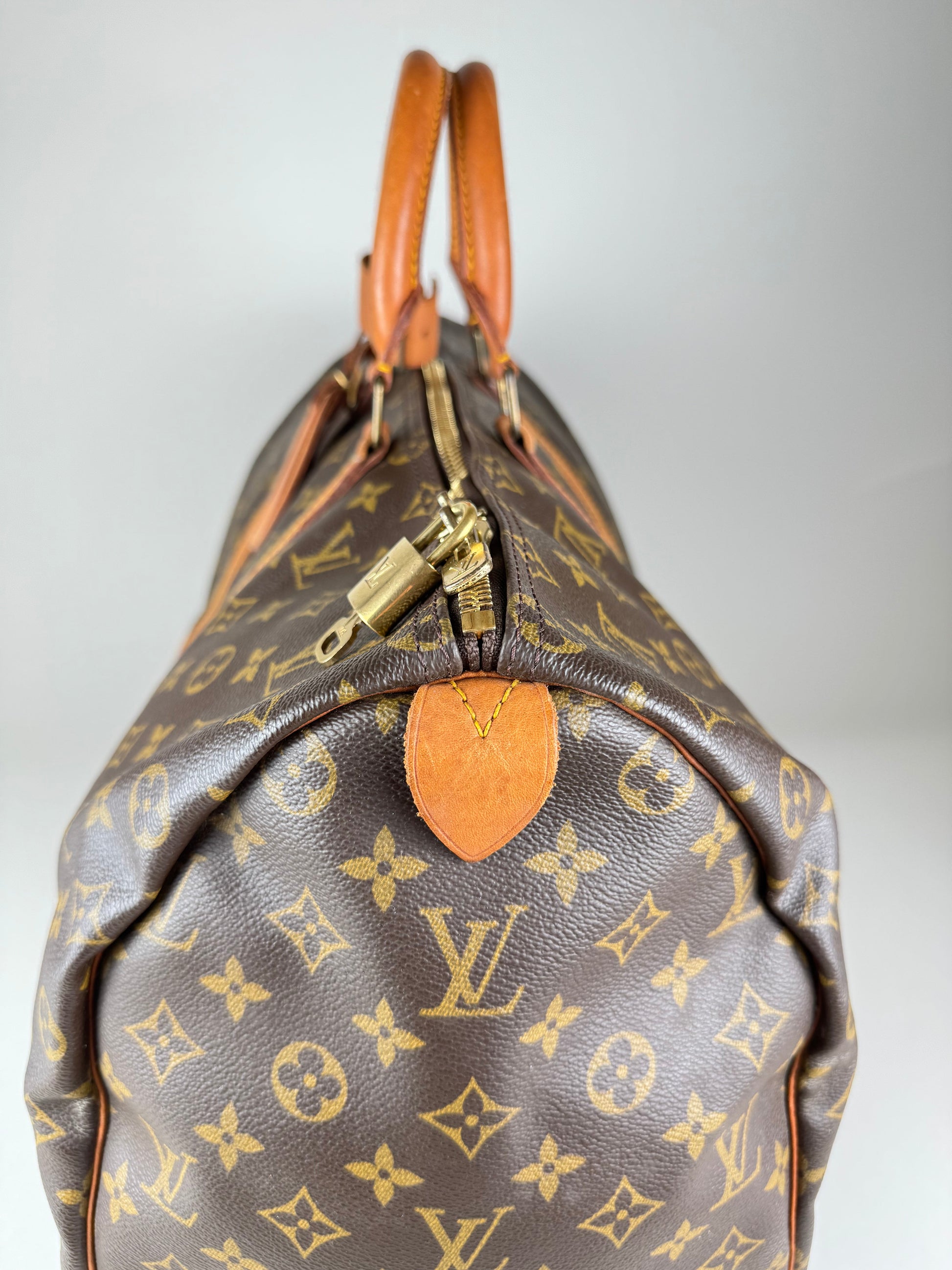 Louis Vuitton Keepall 55 - respace.studio