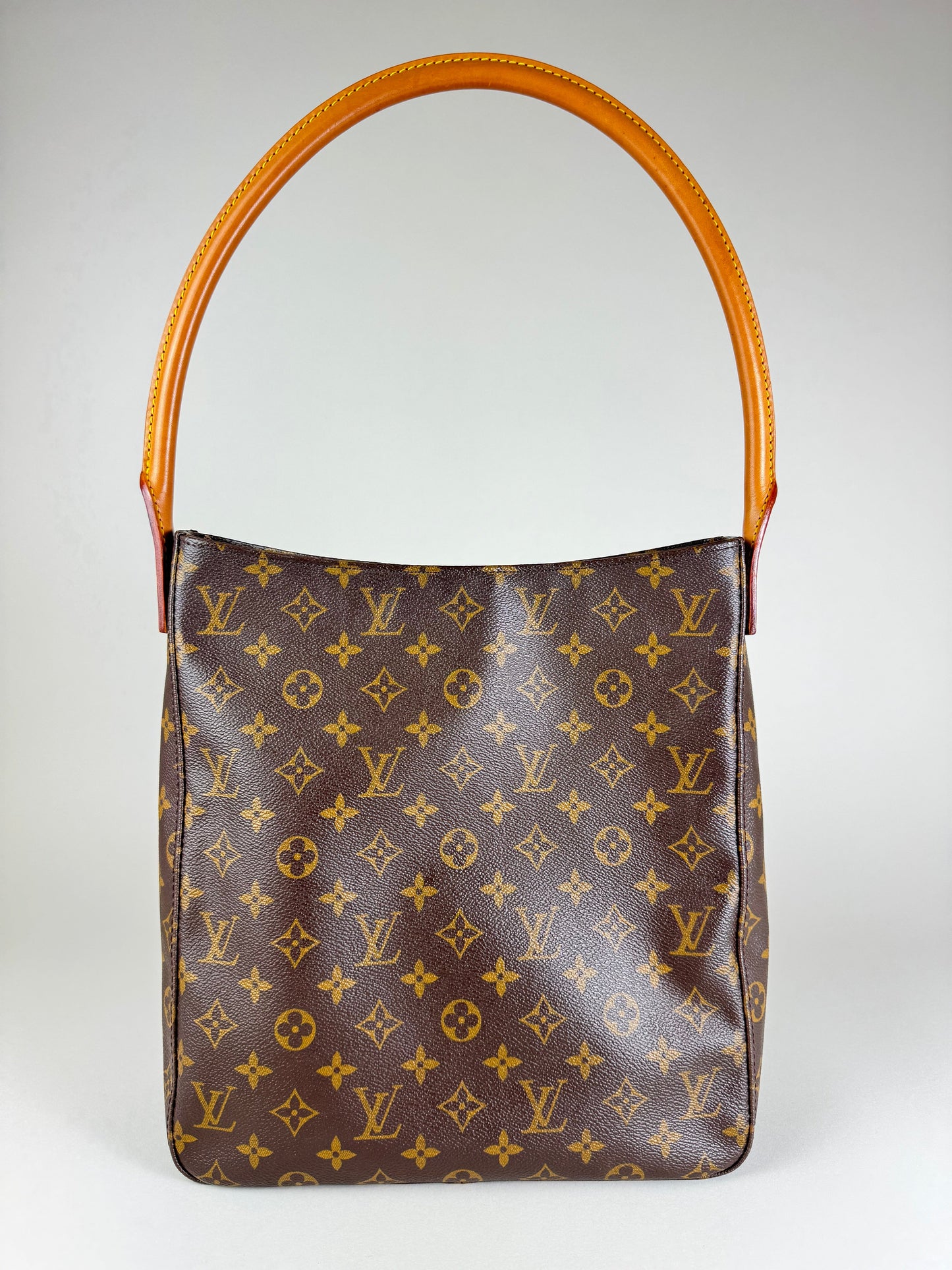 Louis Vuitton Looping GM - respace.studio