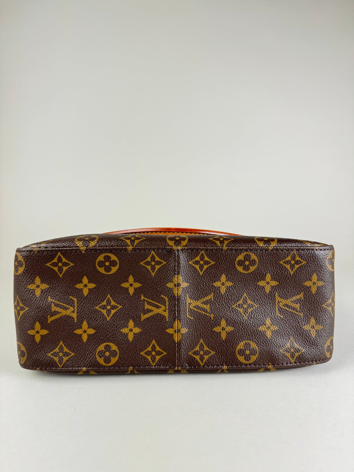 Louis Vuitton Looping GM - respace.studio