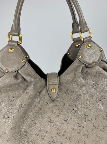 Louis Vuitton Mahina Hobo - respace.studio