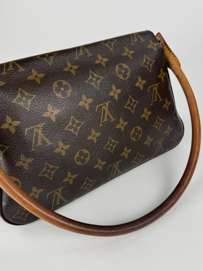 Louis Vuitton Mini Looping - respace.studio