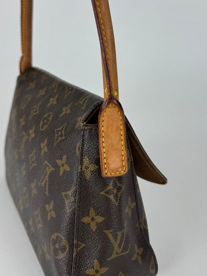 Louis Vuitton Mini Looping - respace.studio