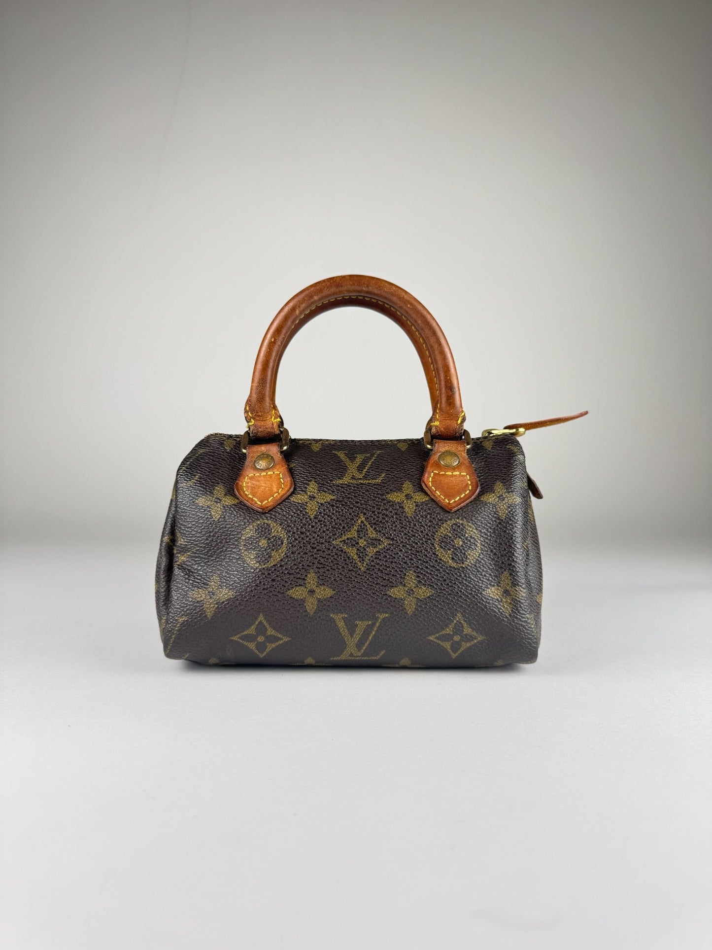 Louis Vuitton Mini Speedy - respace.studio