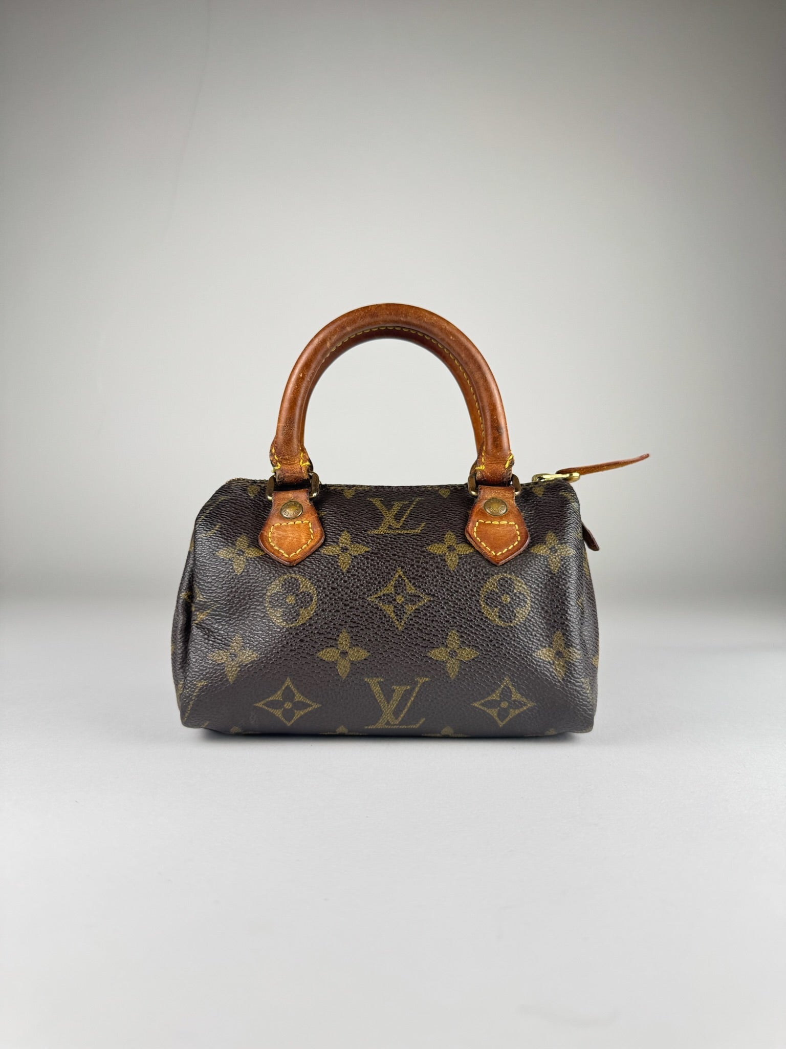 Louis Vuitton Mini Speedy - respace.studio