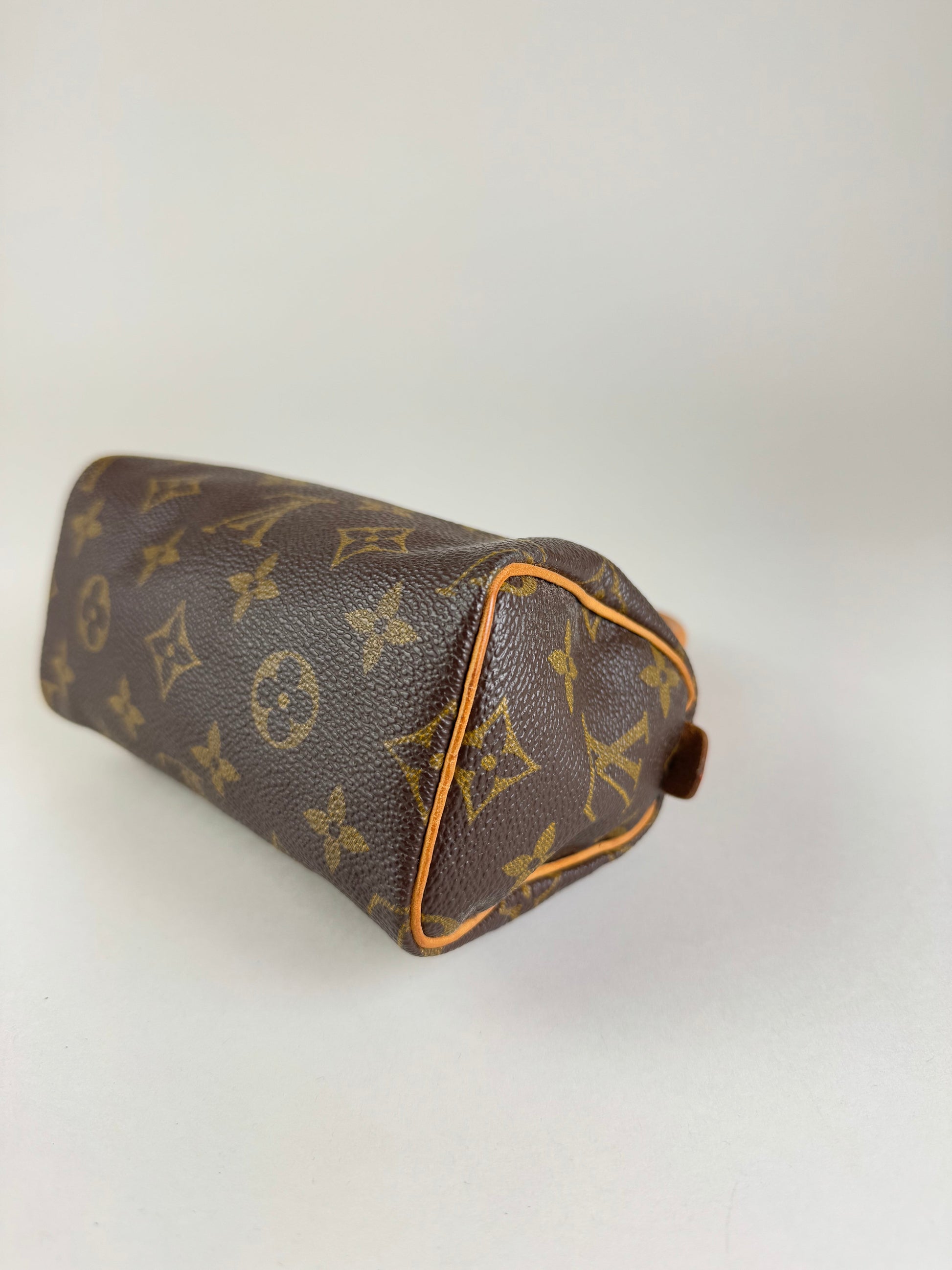 Louis Vuitton Mini Speedy - respace.studio