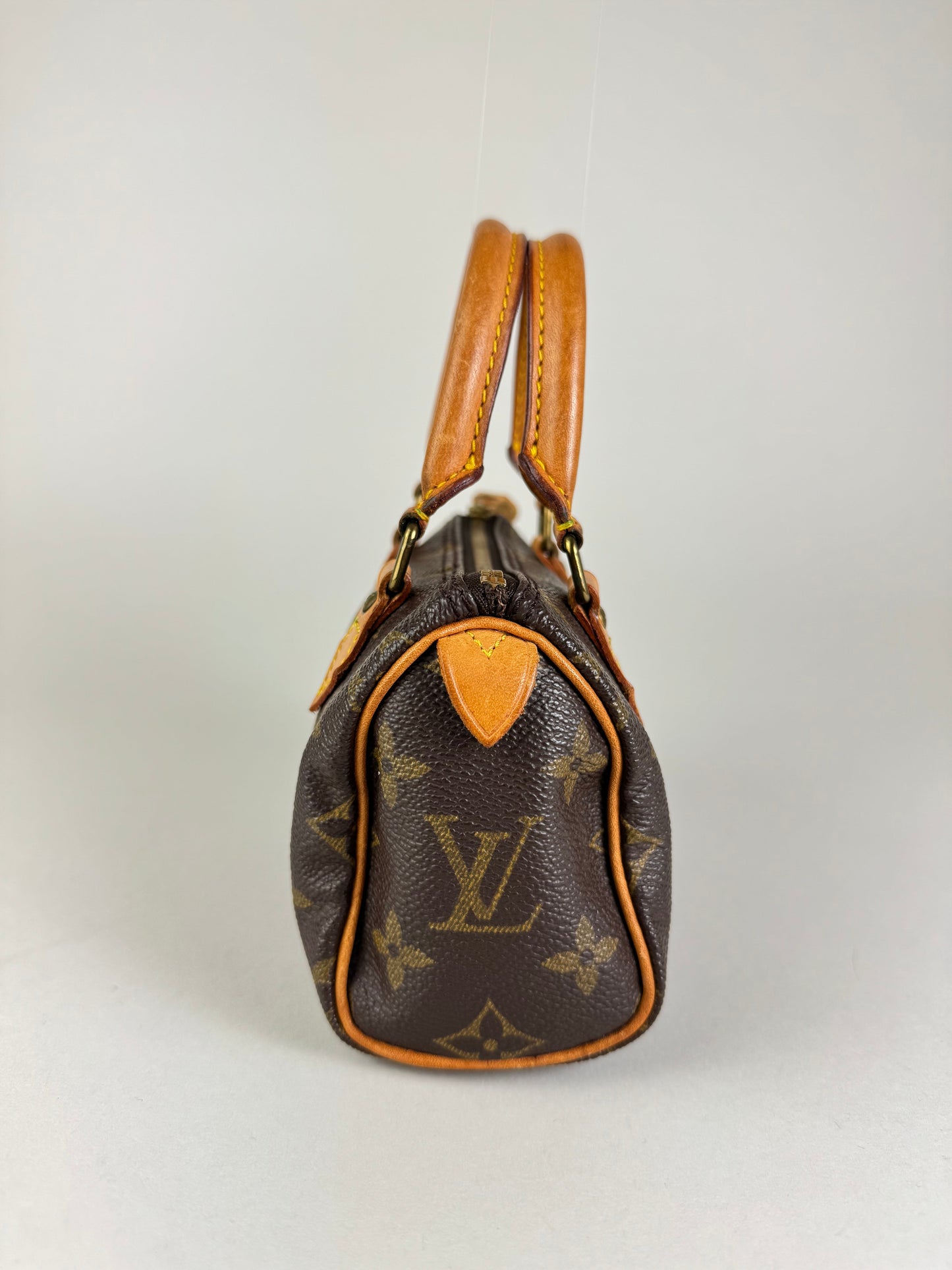 Louis Vuitton Mini Speedy - respace.studio