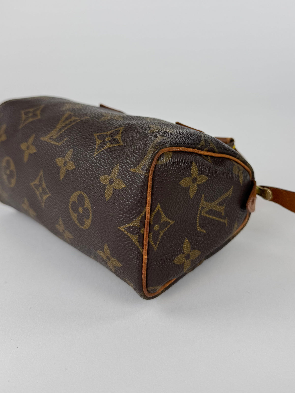Louis Vuitton Mini Speedy - respace.studio