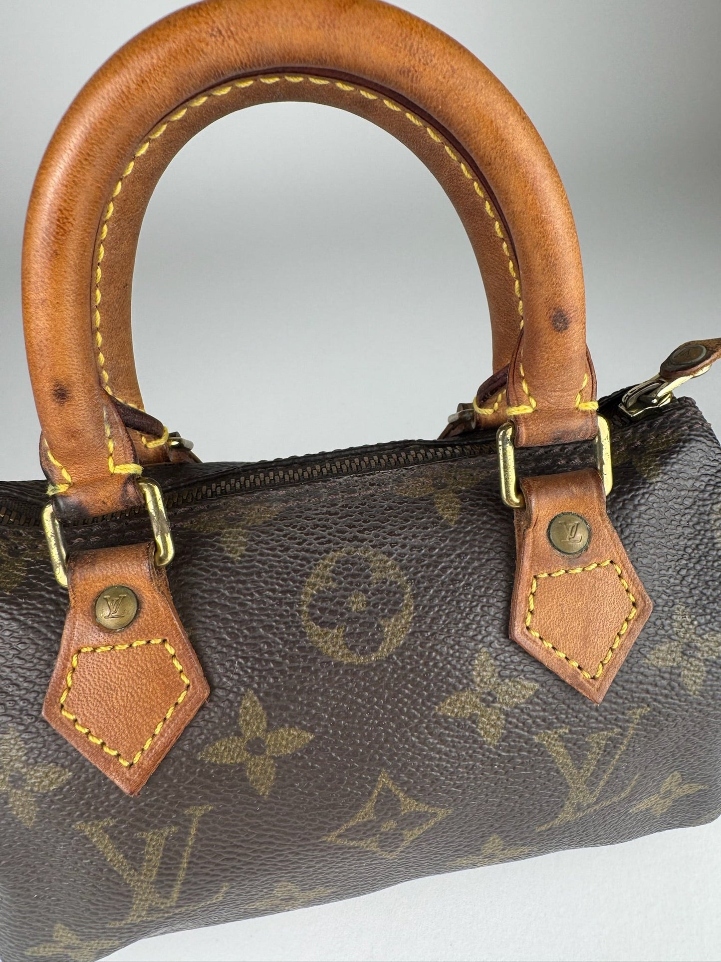 Louis Vuitton Mini Speedy - respace.studio