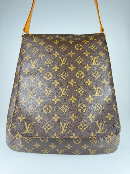 Louis Vuitton Musette - respace.studio