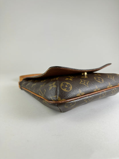 Louis Vuitton Musette Salsa - respace.studio