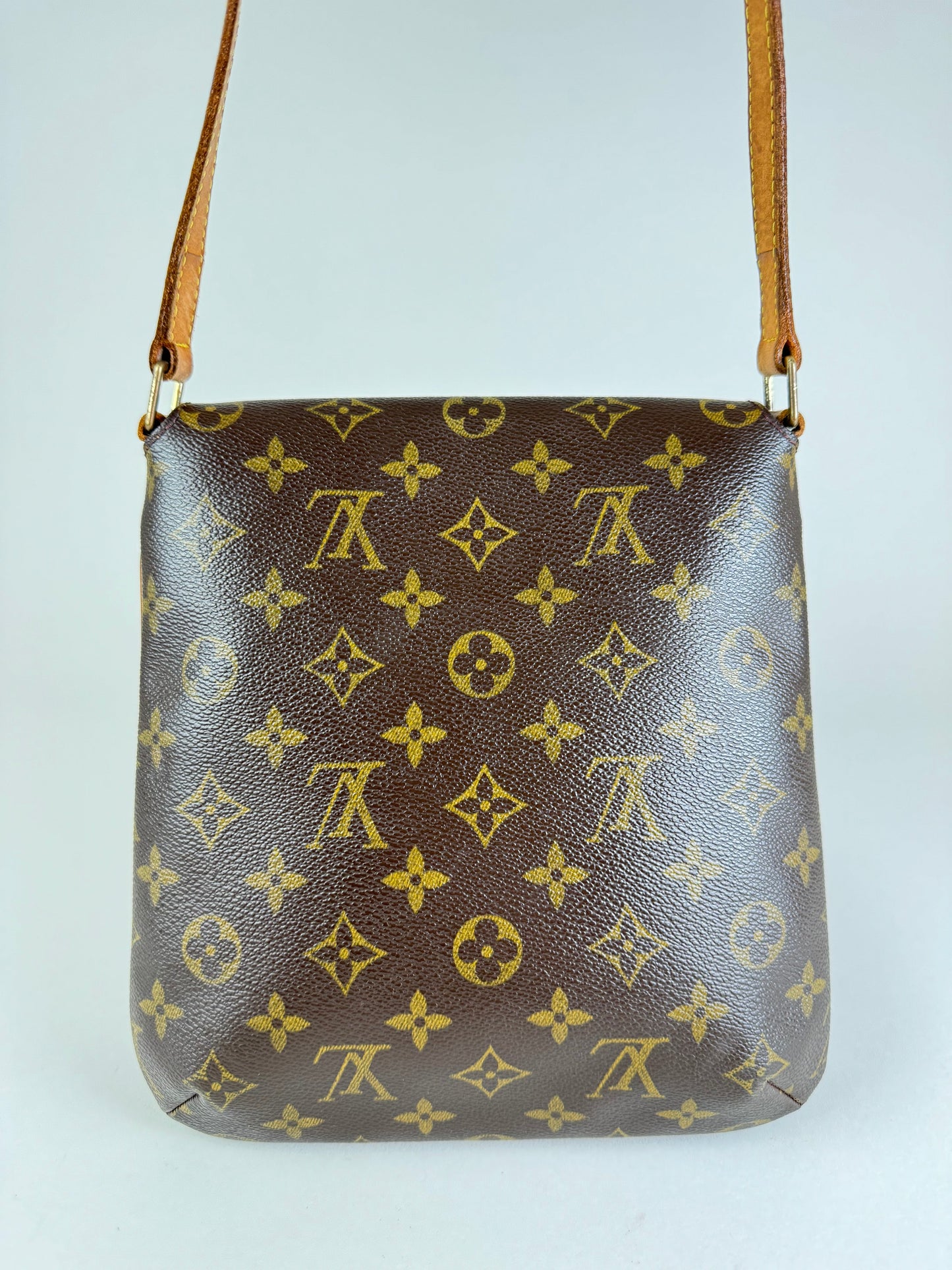 Louis Vuitton Musette Salsa - respace.studio