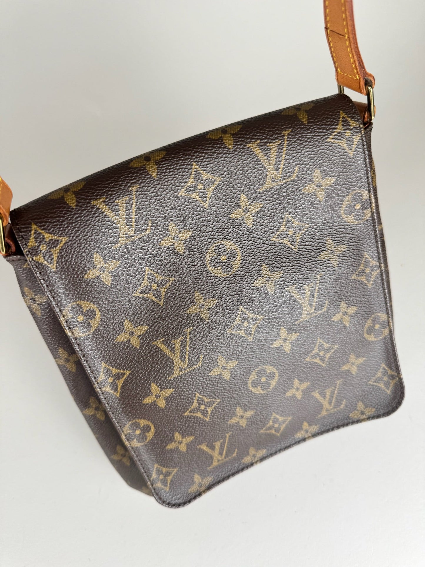 Louis Vuitton Musette Salsa PM - respace.studio