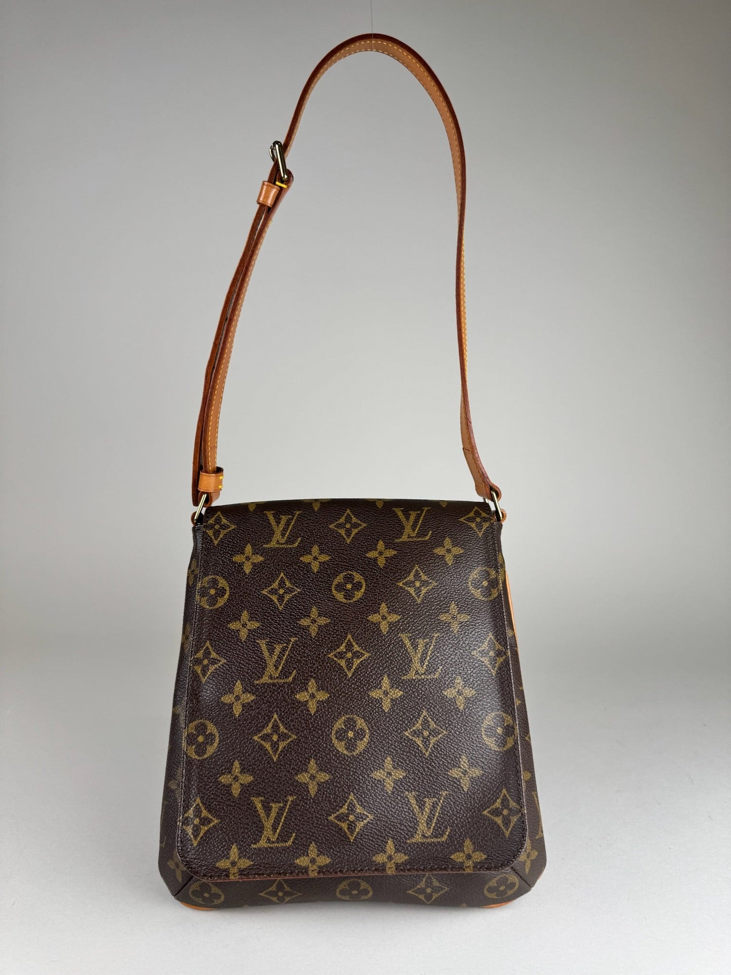 Louis Vuitton Musette Salsa PM - respace.studio