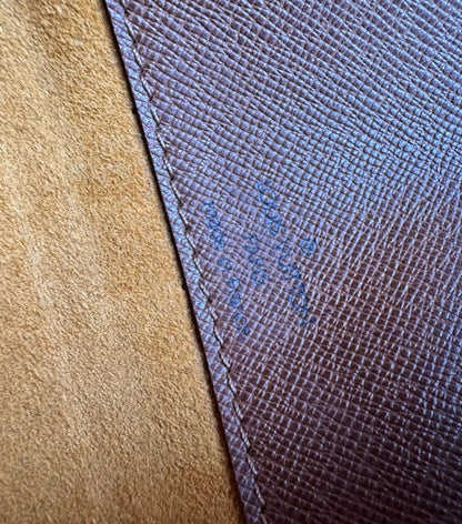 Louis Vuitton Musette Tango - respace.studio