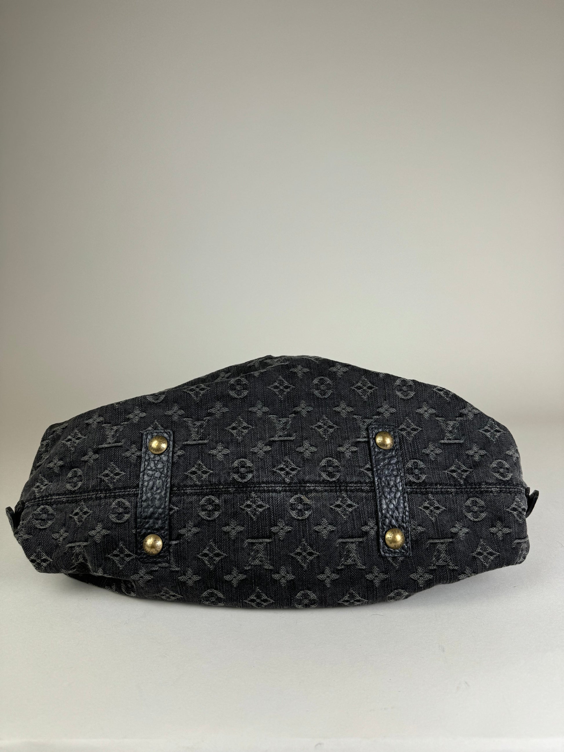 Louis Vuitton Neo Cabby MM - respace.studio