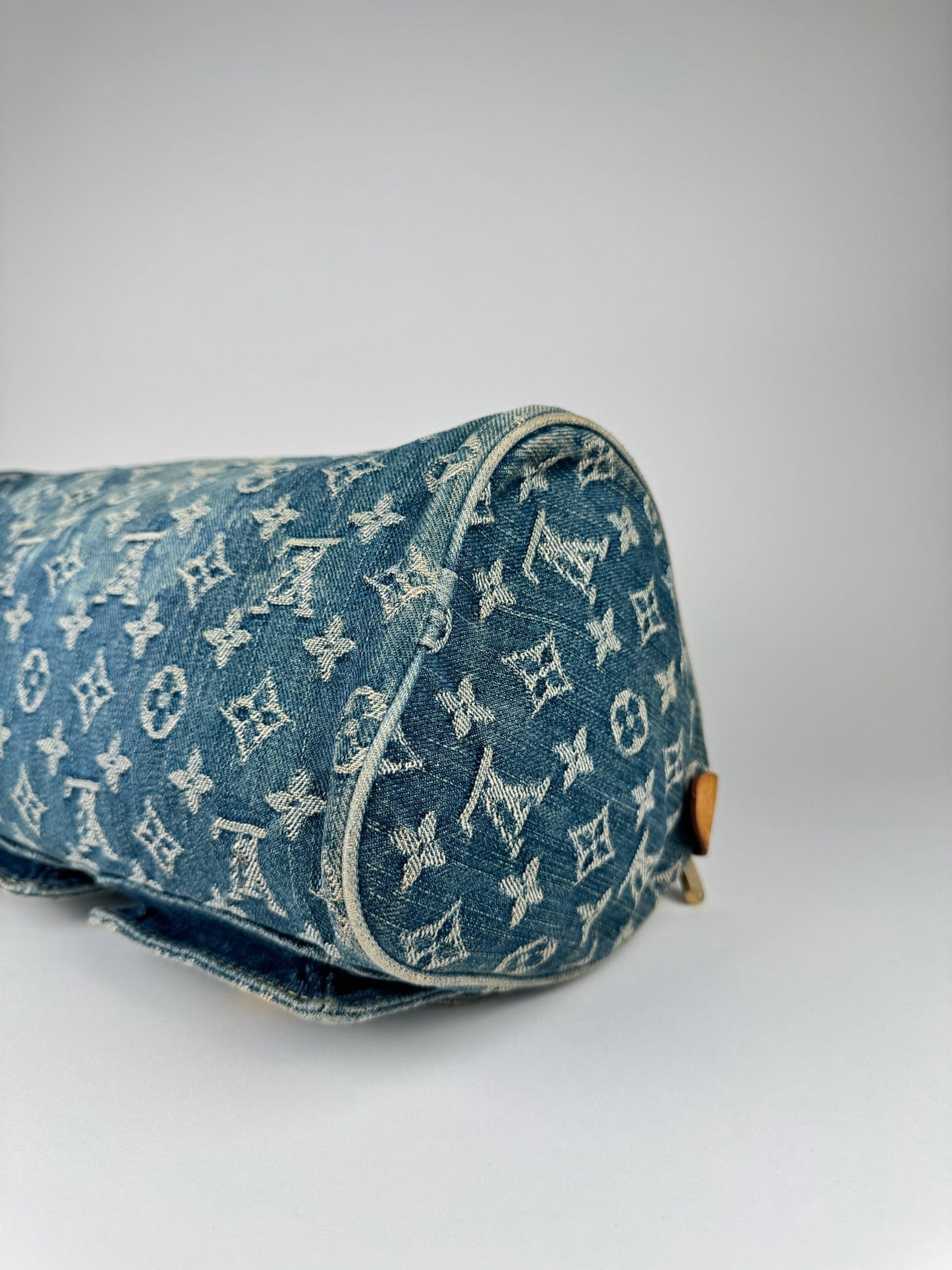 Louis Vuitton Neo Speedy Denim - respace.studio