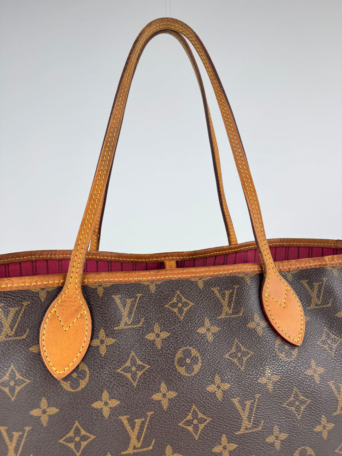 Louis Vuitton Neverfull MM - respace.studio
