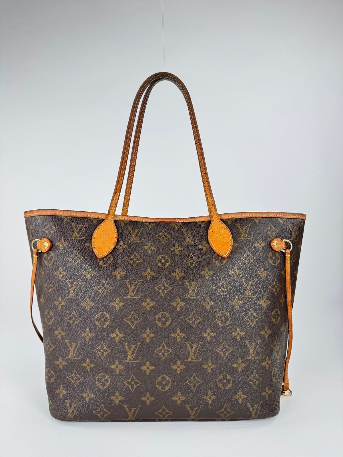 Louis Vuitton Neverfull MM - respace.studio