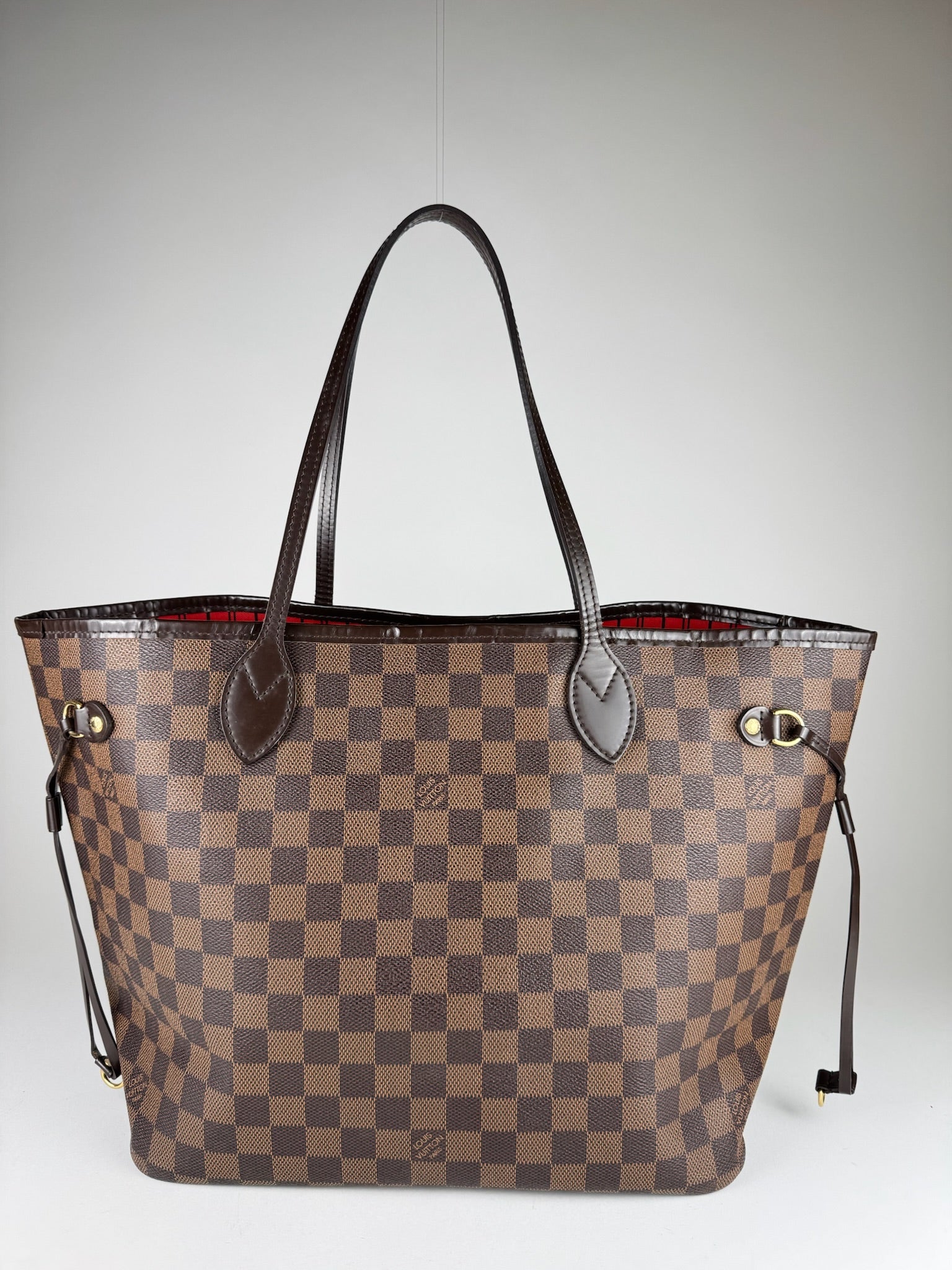 Louis Vuitton Neverfull MM - respace.studio