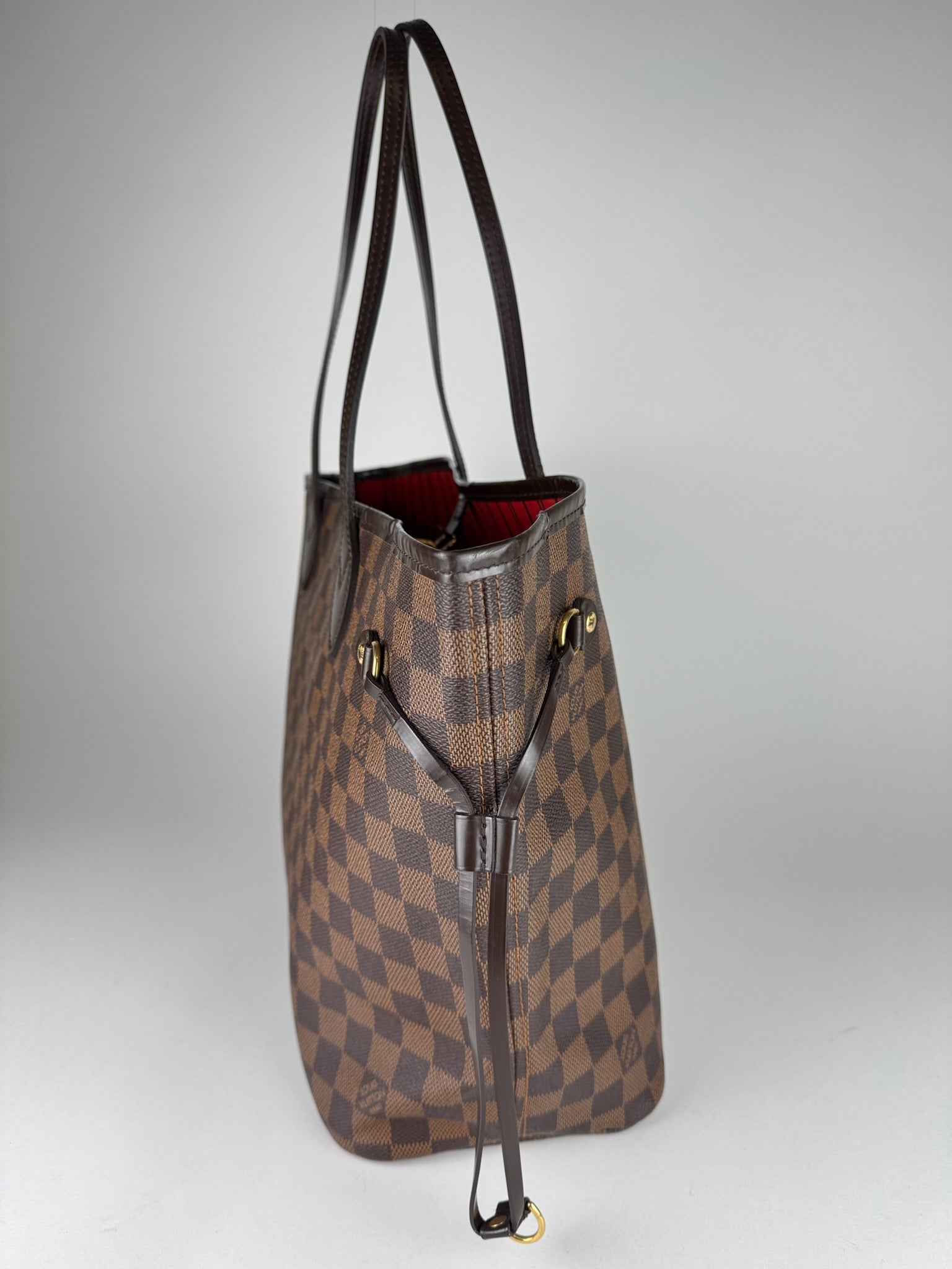Louis Vuitton Neverfull MM - respace.studio