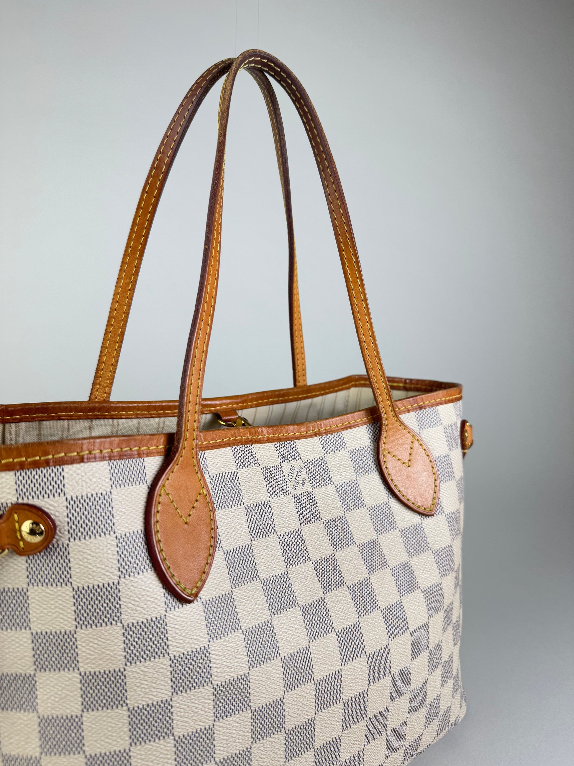 Louis Vuitton Neverfull PM - respace.studio