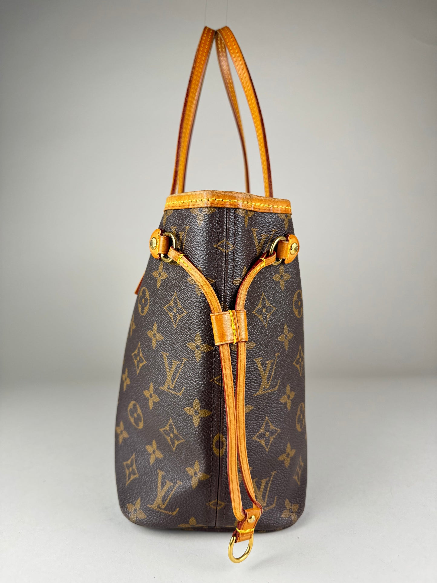 Louis Vuitton Neverfull PM - respace.studio