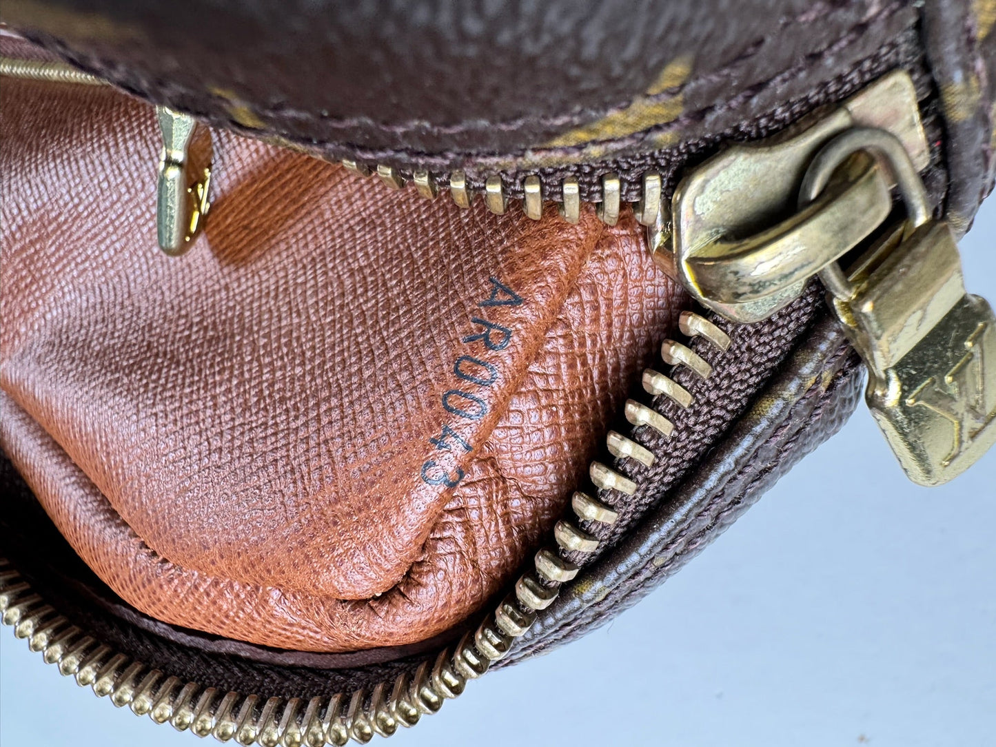Louis Vuitton Nile - respace.studio