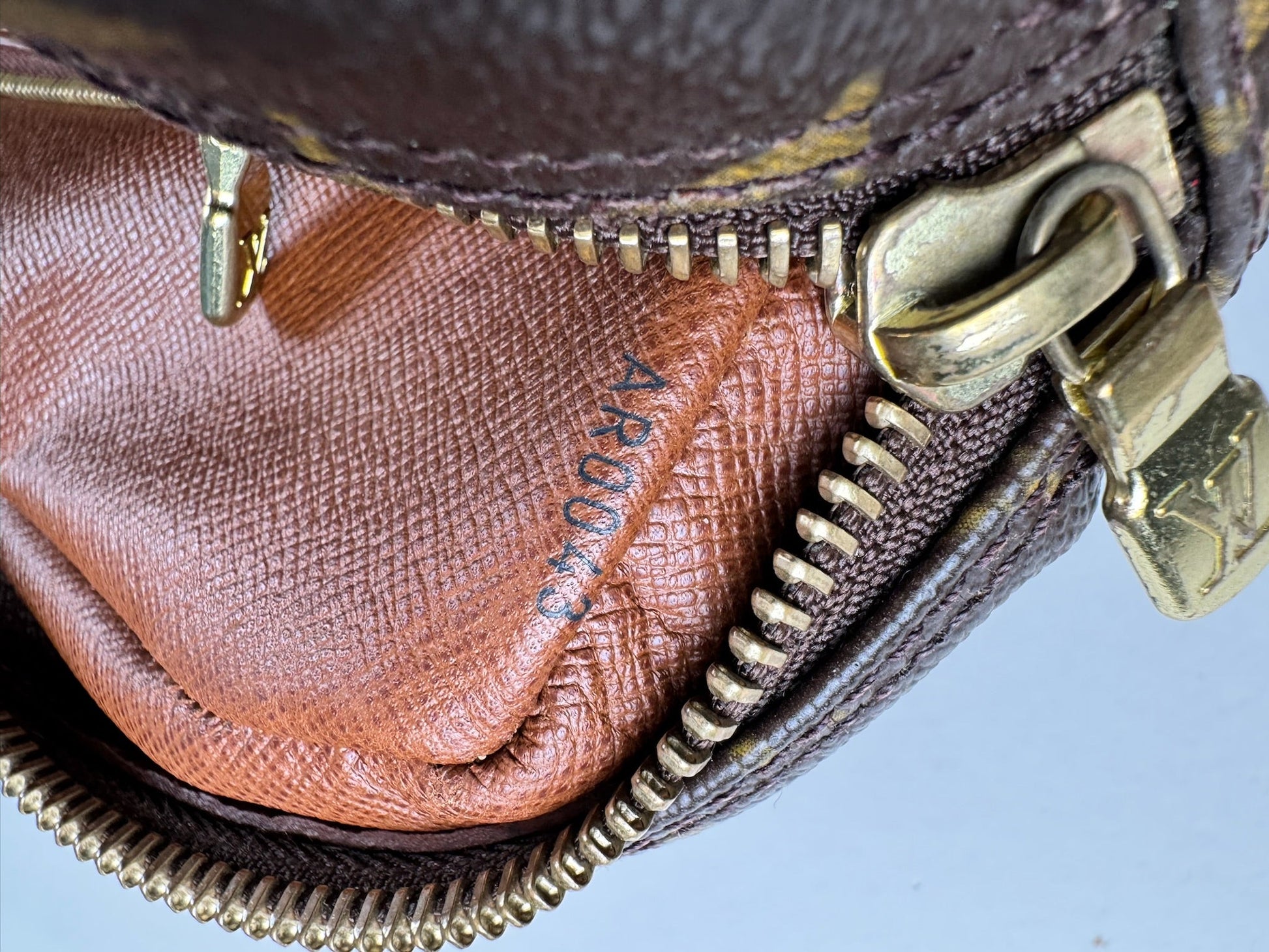 Louis Vuitton Nile - respace.studio