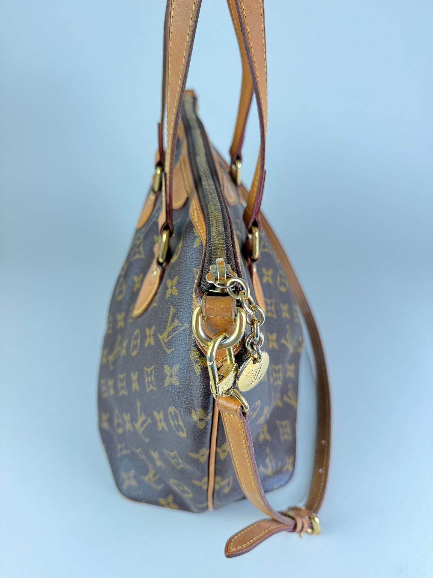 Louis Vuitton Palermo PM - respace.studio