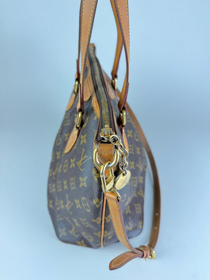 Louis Vuitton Palermo PM - respace.studio