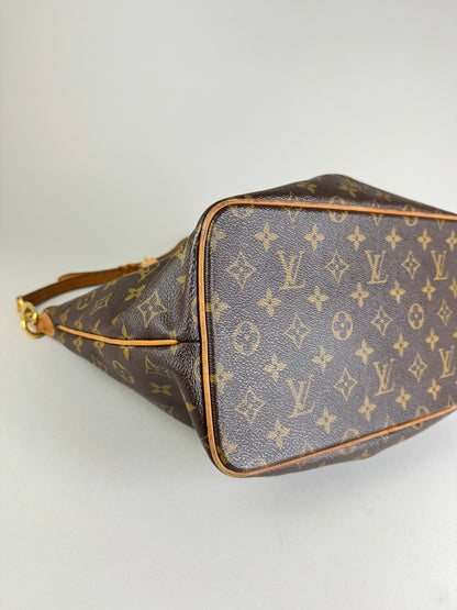 Louis Vuitton Palermo PM - respace.studio