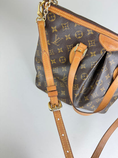 Louis Vuitton Palermo PM - respace.studio
