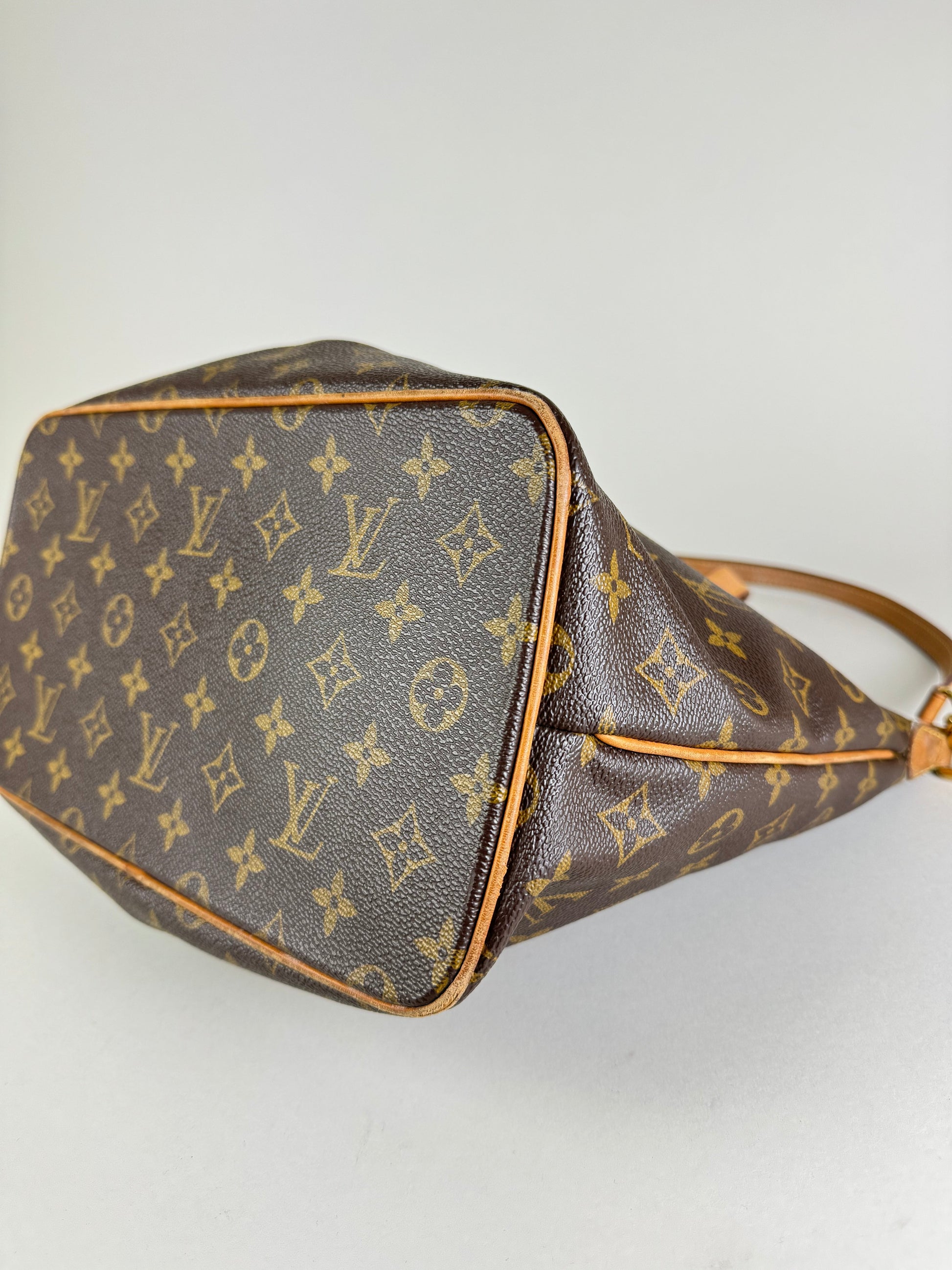 Louis Vuitton Palermo PM - respace.studio
